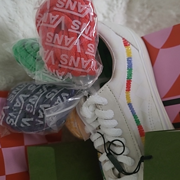 Gucci X Vans beaded suede skate sneaker M7 W8.5 new in box - Picture 4 of 7